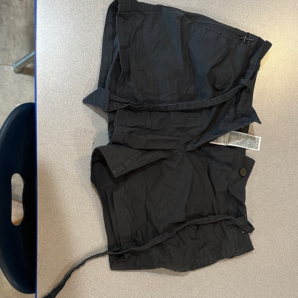 Black Athletic Shorts for Women